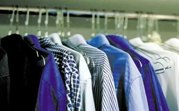 開(kāi)干洗店自主經(jīng)營(yíng)還是加盟好